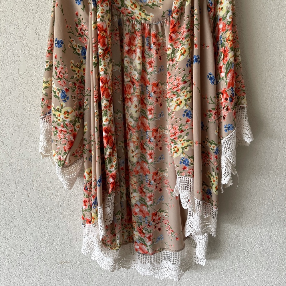 Floral kimono